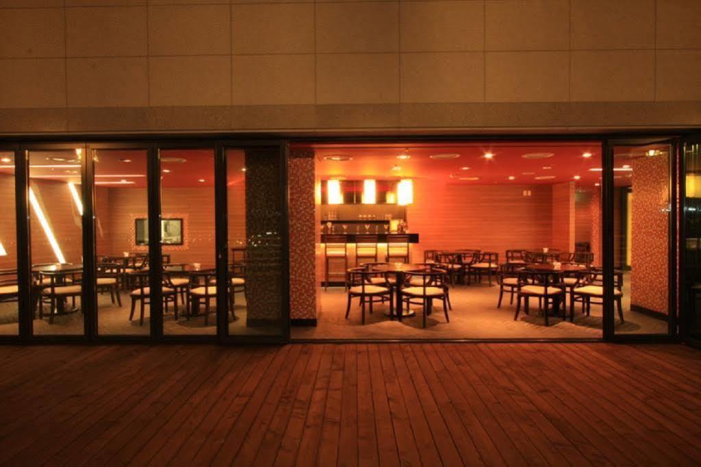 Hotel Riviera Кодже Экстерьер фото