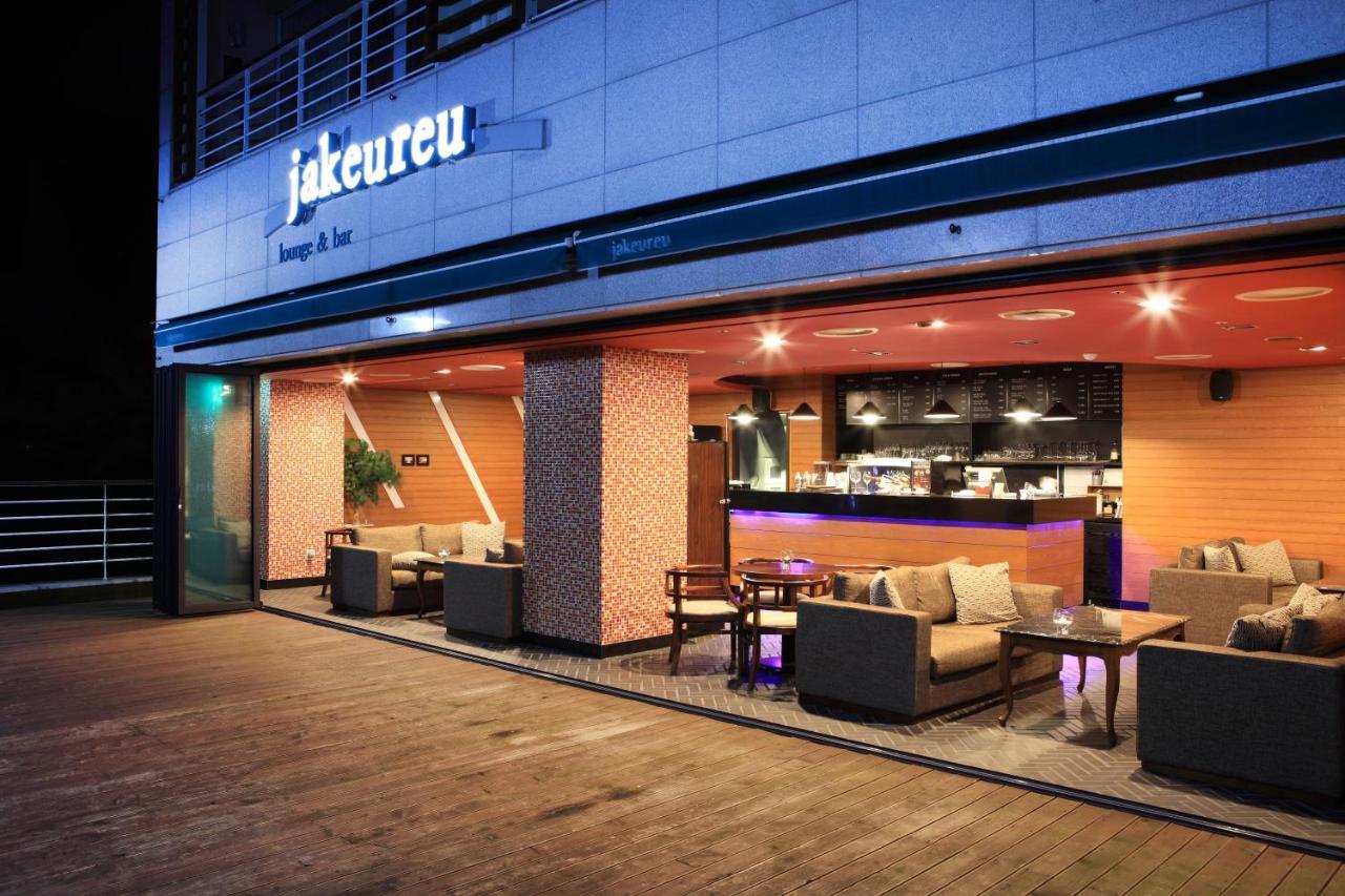 Hotel Riviera Кодже Экстерьер фото