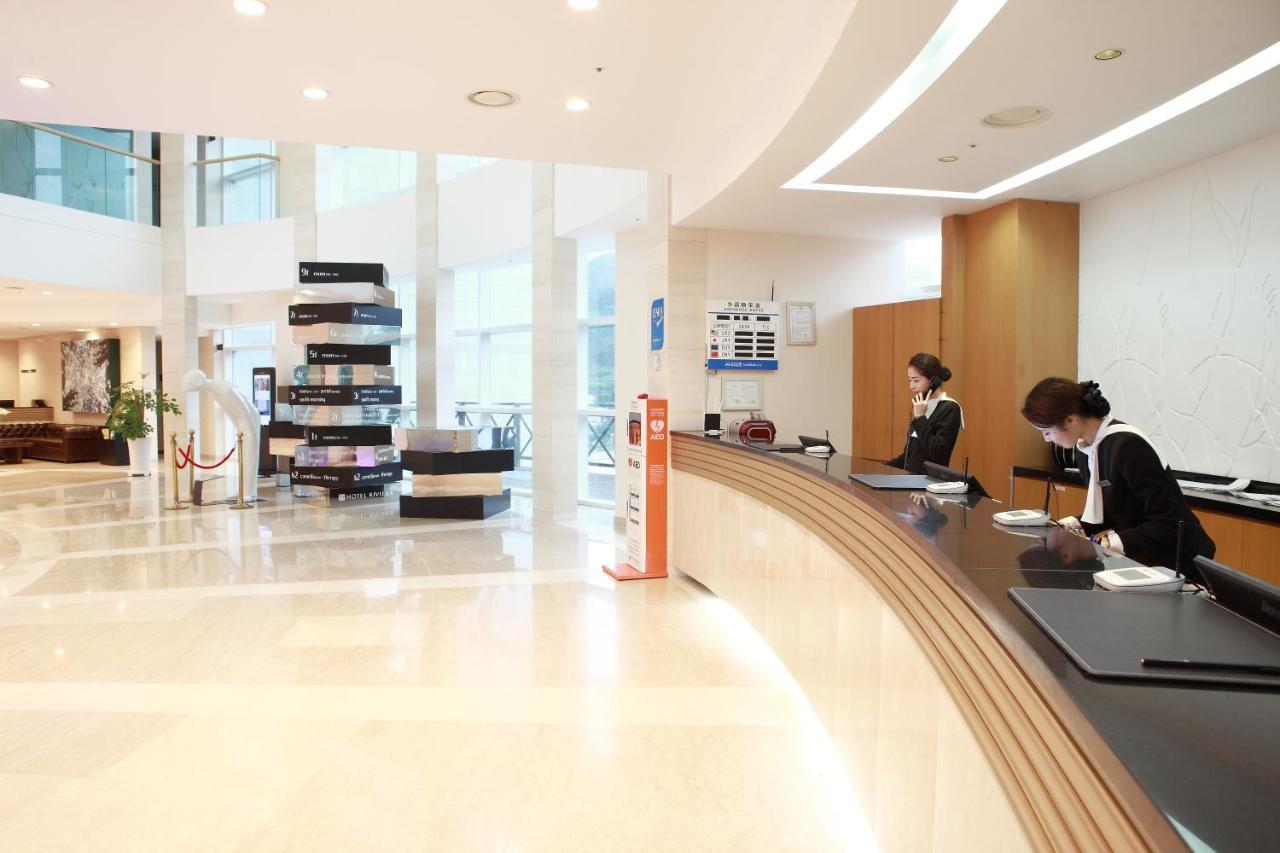 Hotel Riviera Кодже Экстерьер фото