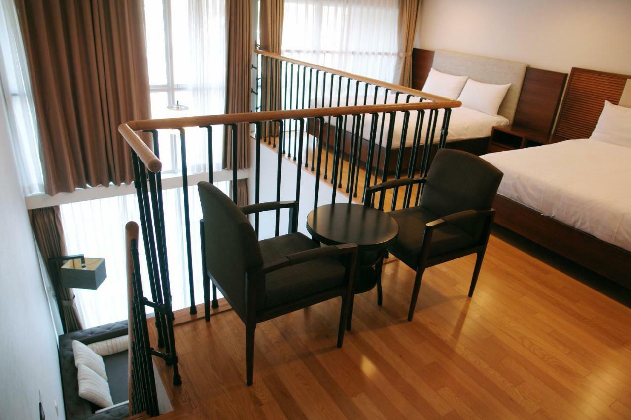 Hotel Riviera Кодже Экстерьер фото